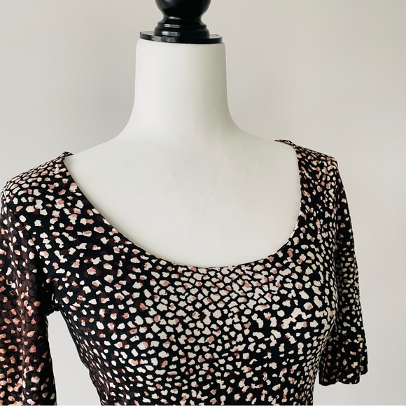 Scoop Neck Top - Picture 2 of 11